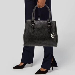 Michael Kors Jet Set Womens Tote